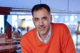 Raúl Villa Caro writes : Use of new technologies in practice marine