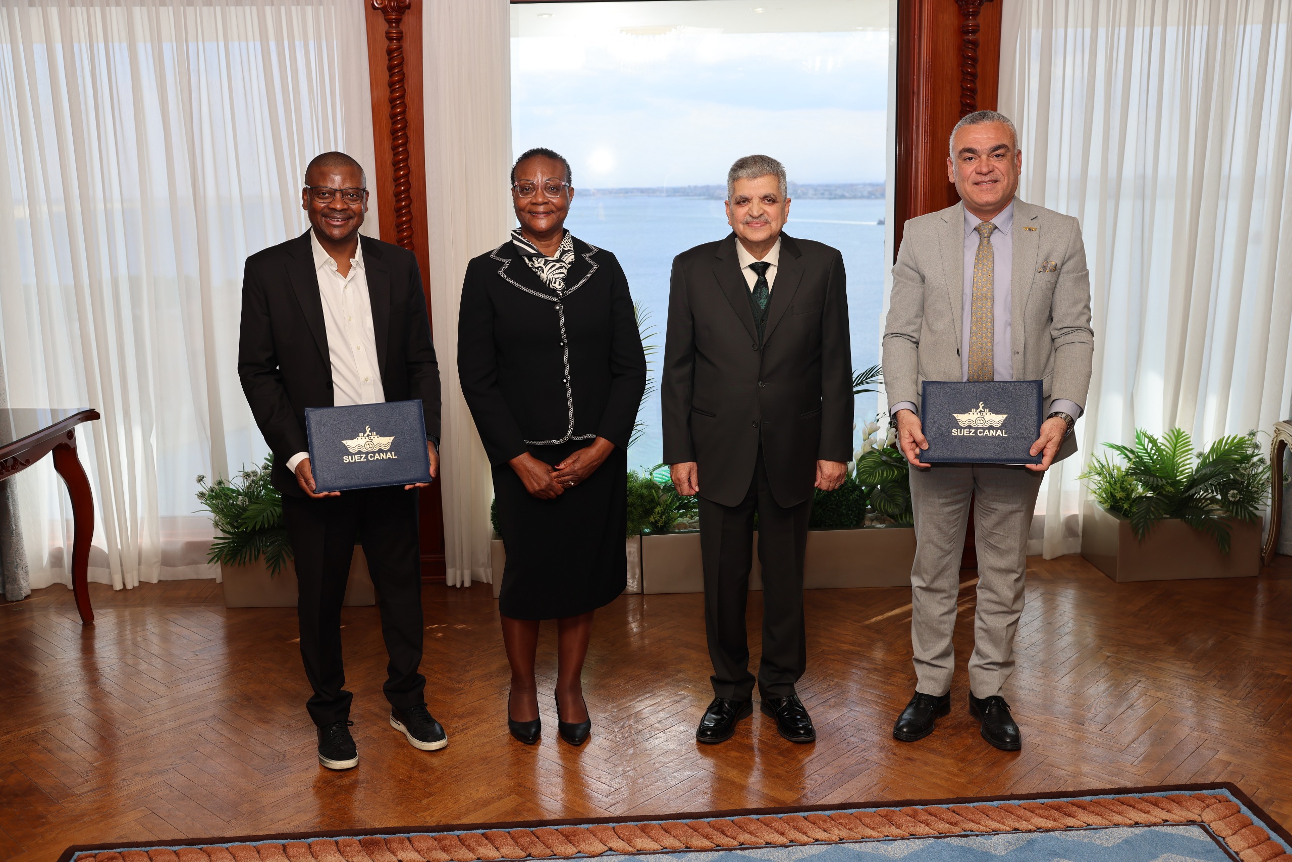 Rabie witnesses MoU with the Namibian Ports Authority