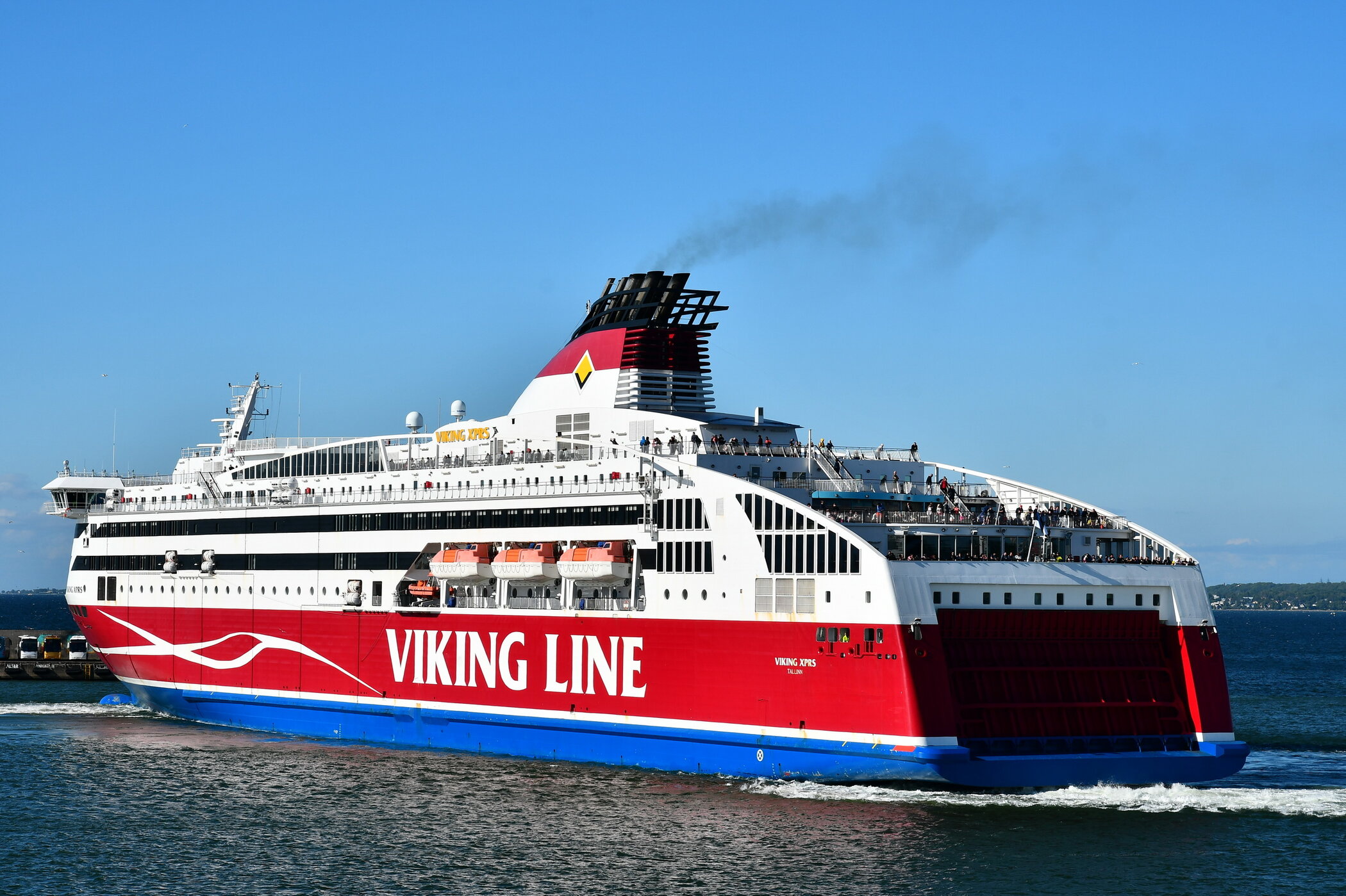 Viking XPRS resumes service on the Helsinki–Tallinn on7 February