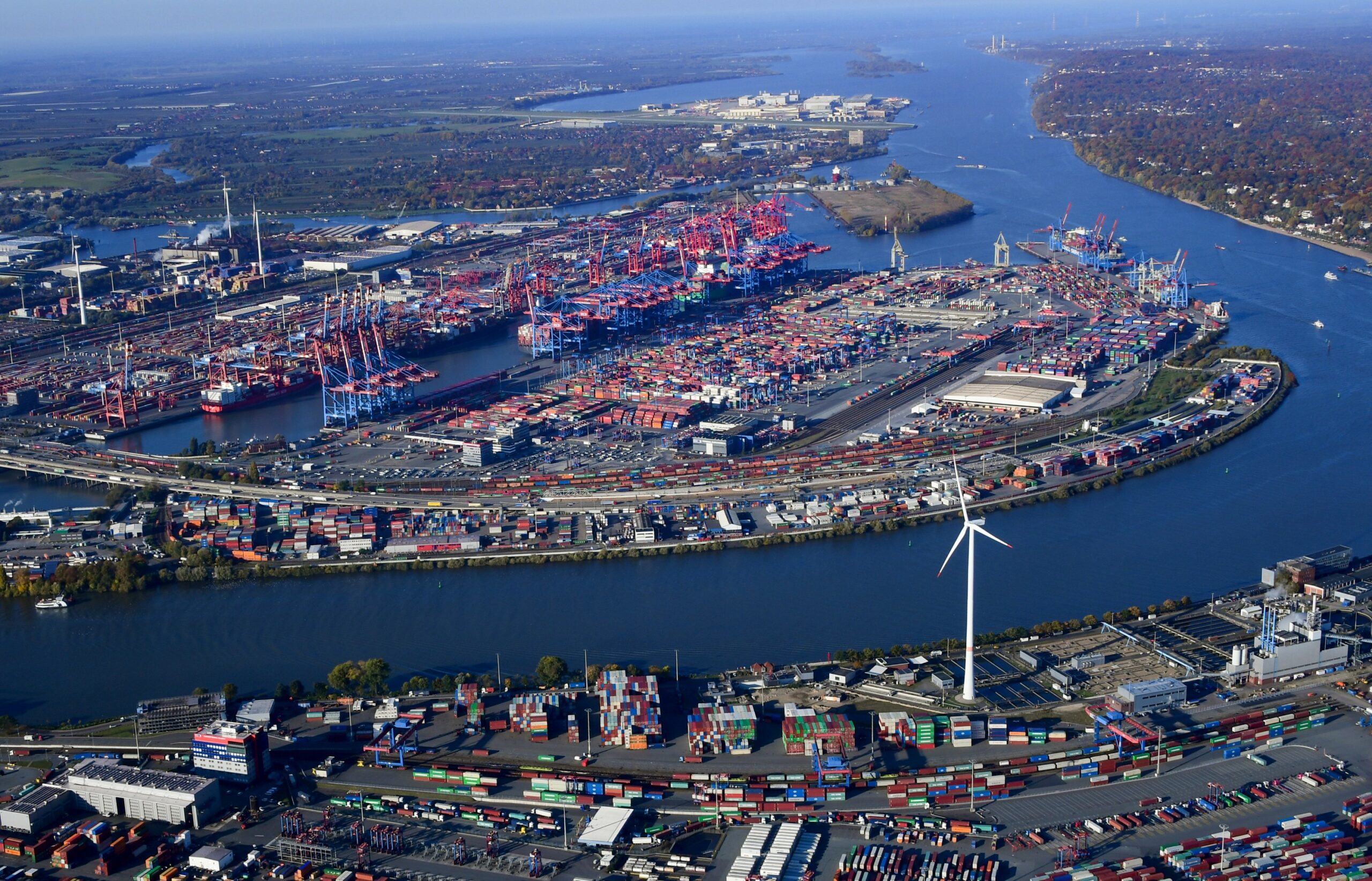 Port Of Hamburg: Throughput Figures For 2025 At A Glance
