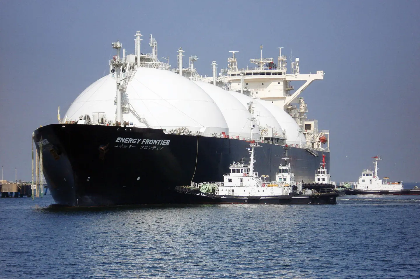 Lloyd’s List: Shipping industry faces rising legal risk from oil price cap and LNG sanctions