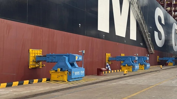Qingdao Port launches China’s first vacuum-based automated mooring system