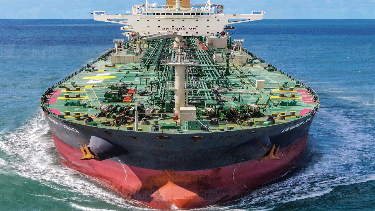 A South Korean tycoon is reaping the rewards of his bet on oil tankers thanks to the war in Iran.