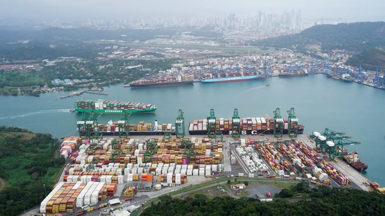 APM Terminals begins temporary operations at the Port of Balboa in Panama