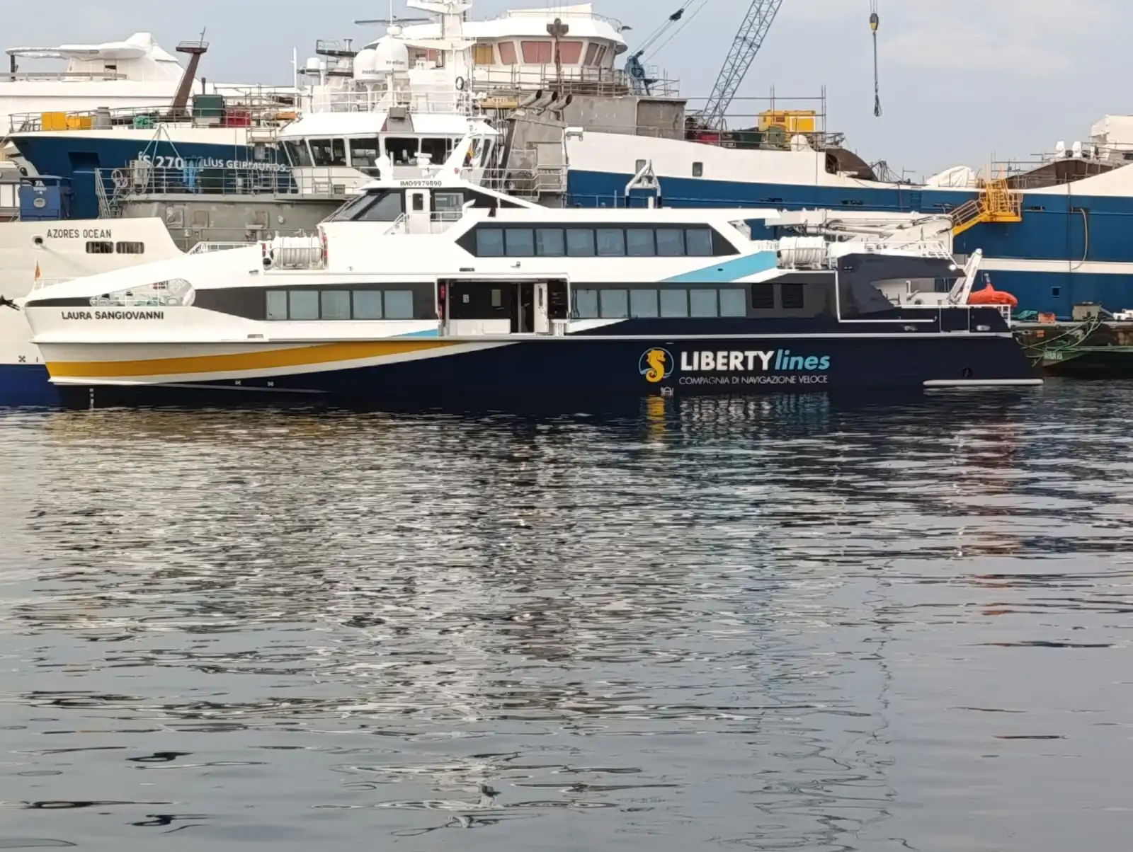 Liberty Lines has welcomed the new fast ferry Laura Sangiovanni to its fleet.