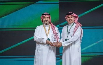 Bahri wins the Operational Excellence Award at PIF Partners' Forum 2026.