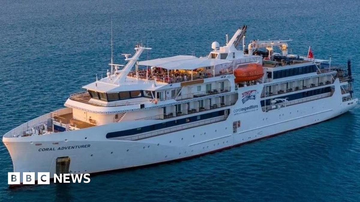 CORAL Expeditions : Stranded passengers on their way home